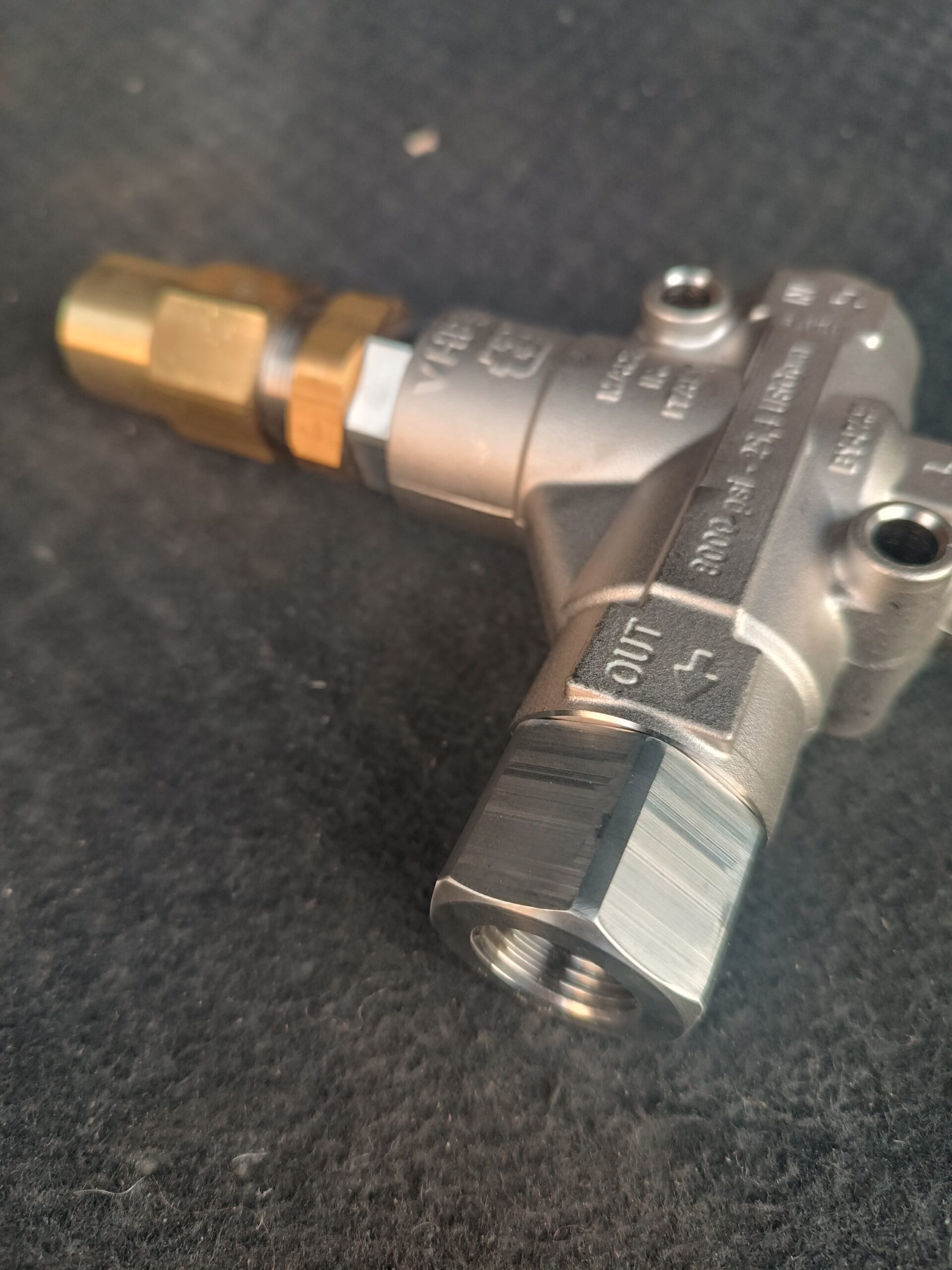 Регулировочный клапан VHP51 вход 1/2"г, выход 1/2"г; By-pass 1/2"г 100 л/мин 550 бар — изображение 4